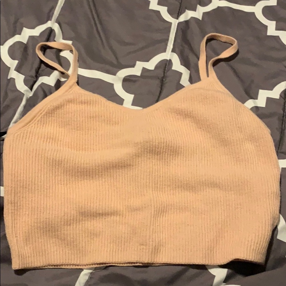 F21 Crop